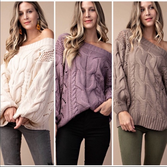 ❄️LAST1️⃣//MOCHA OFF SHOULDER SWEATER - Picture 2 of 5